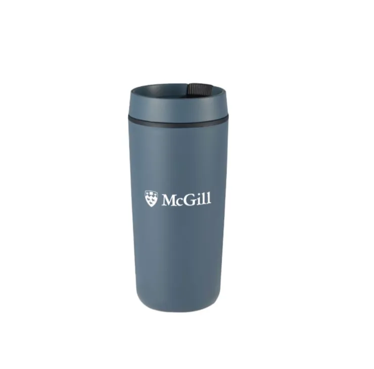 Tasse de voyage isolée Navy McGill avec logo McGill blanc et ouverture à couvercle coulissant.